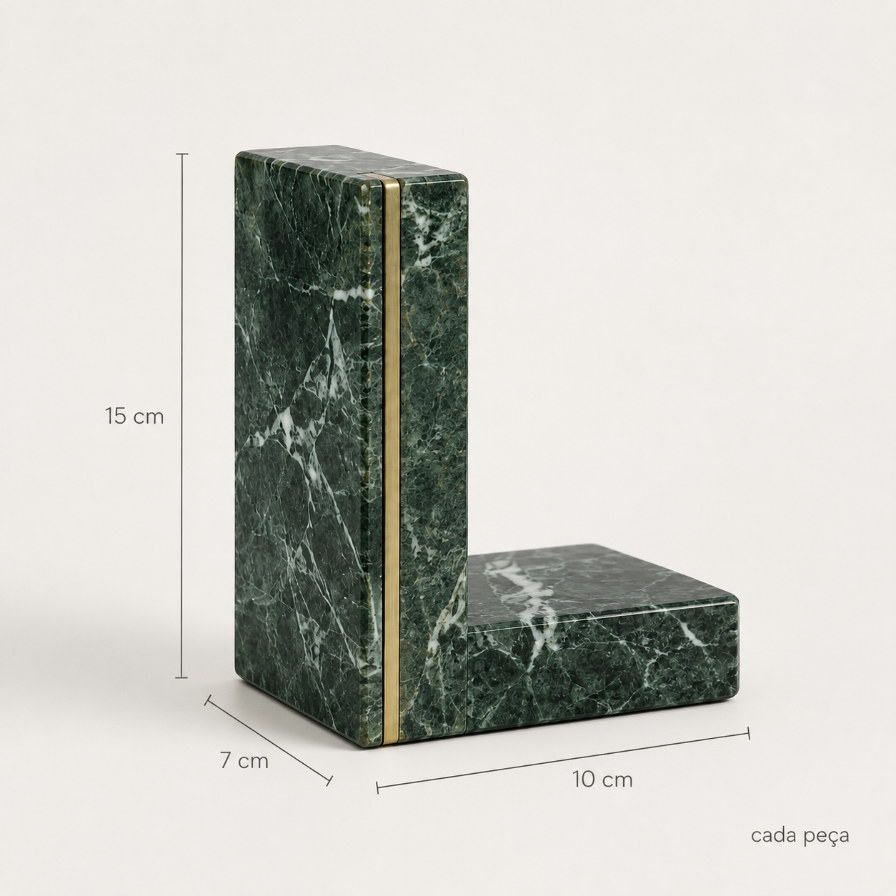 Dimensões do Aparador de Livros Maelle com 15 cm de altura, 10 cm de largura e 7 cm de profundidade