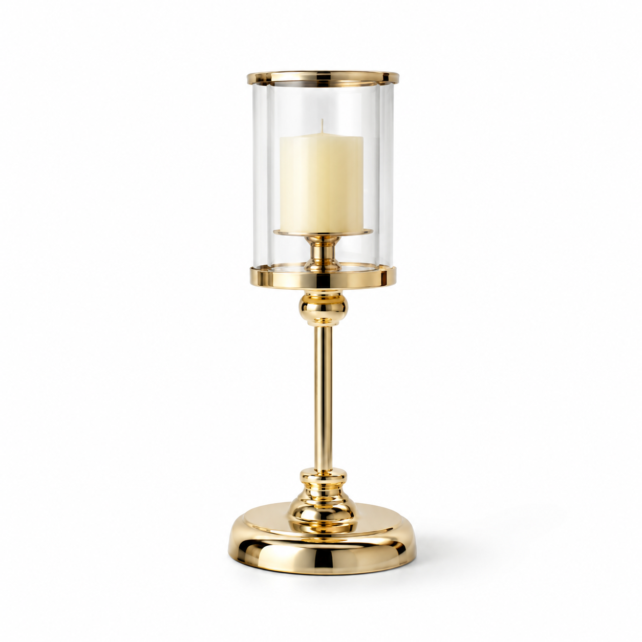 Castiçal Aurélie dourado com cúpula de vidro e vela sobre fundo branco