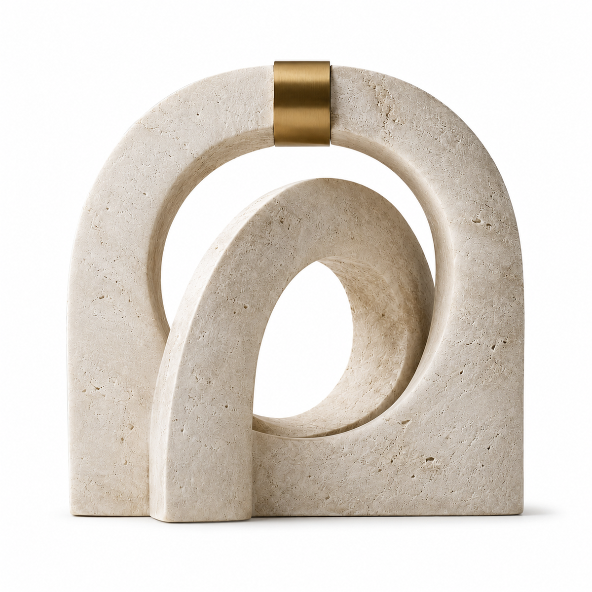 Escultura Aurèle em travertino e latão sobre fundo branco