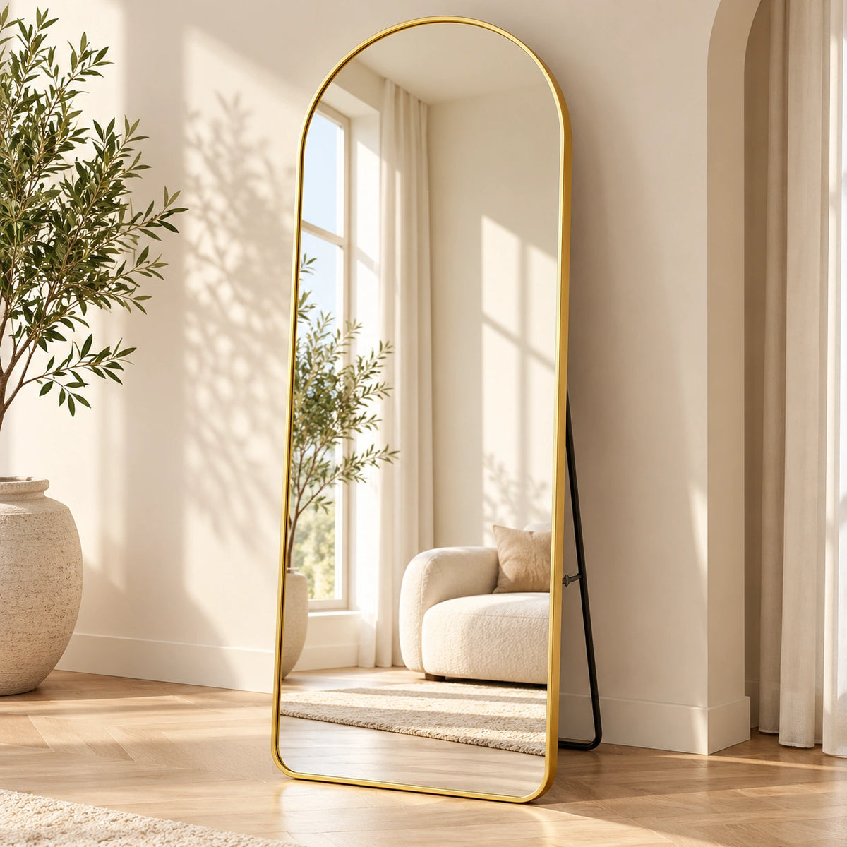 Espelho de corpo inteiro arqueado dourado com moldura em alumínio Lorene Decor